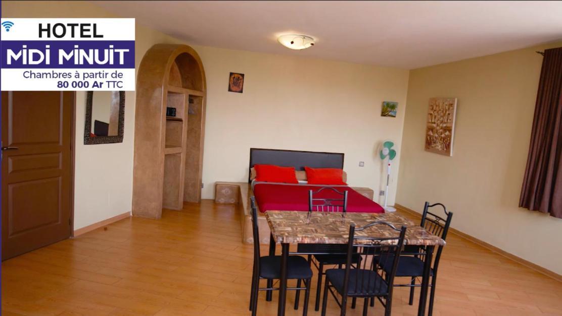 Hotel Midi Minuit Antananarywa Zewnętrze zdjęcie