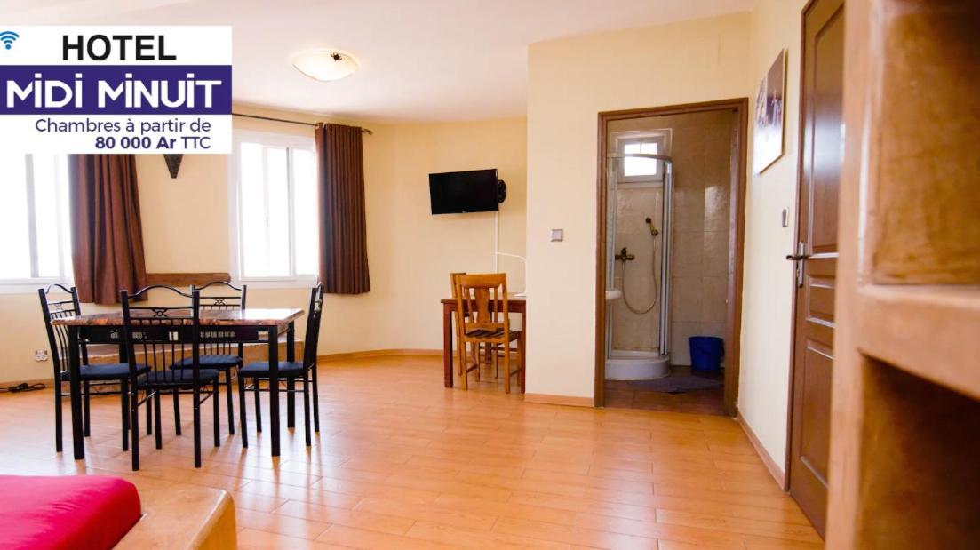 Hotel Midi Minuit Antananarywa Zewnętrze zdjęcie